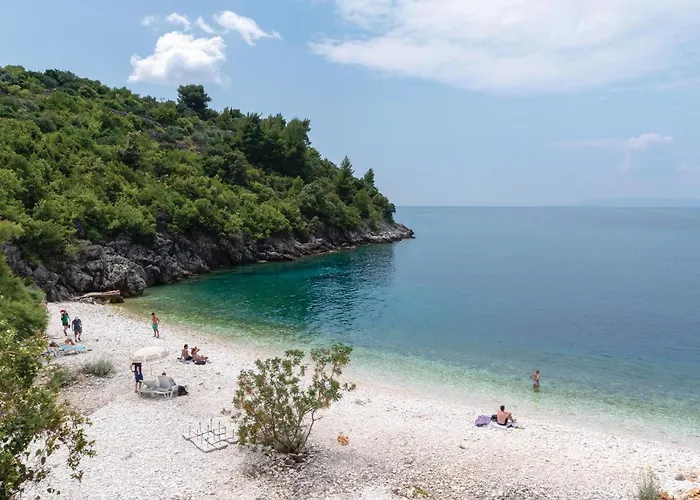 Three-bedroom In דירה Račišće