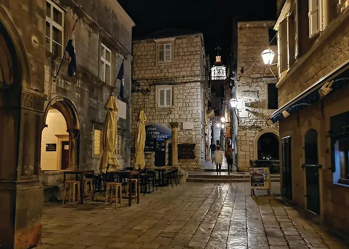 דירה Three-bedroom In Račišće